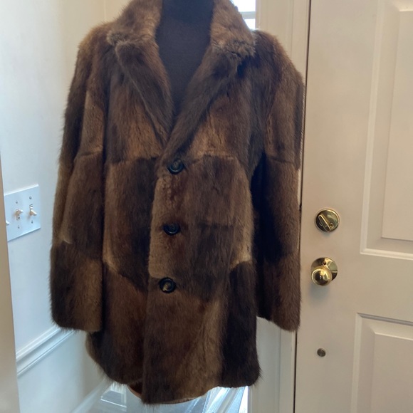 Muskrat Fur Vintage Stroller Coat - Picture 1 of 13